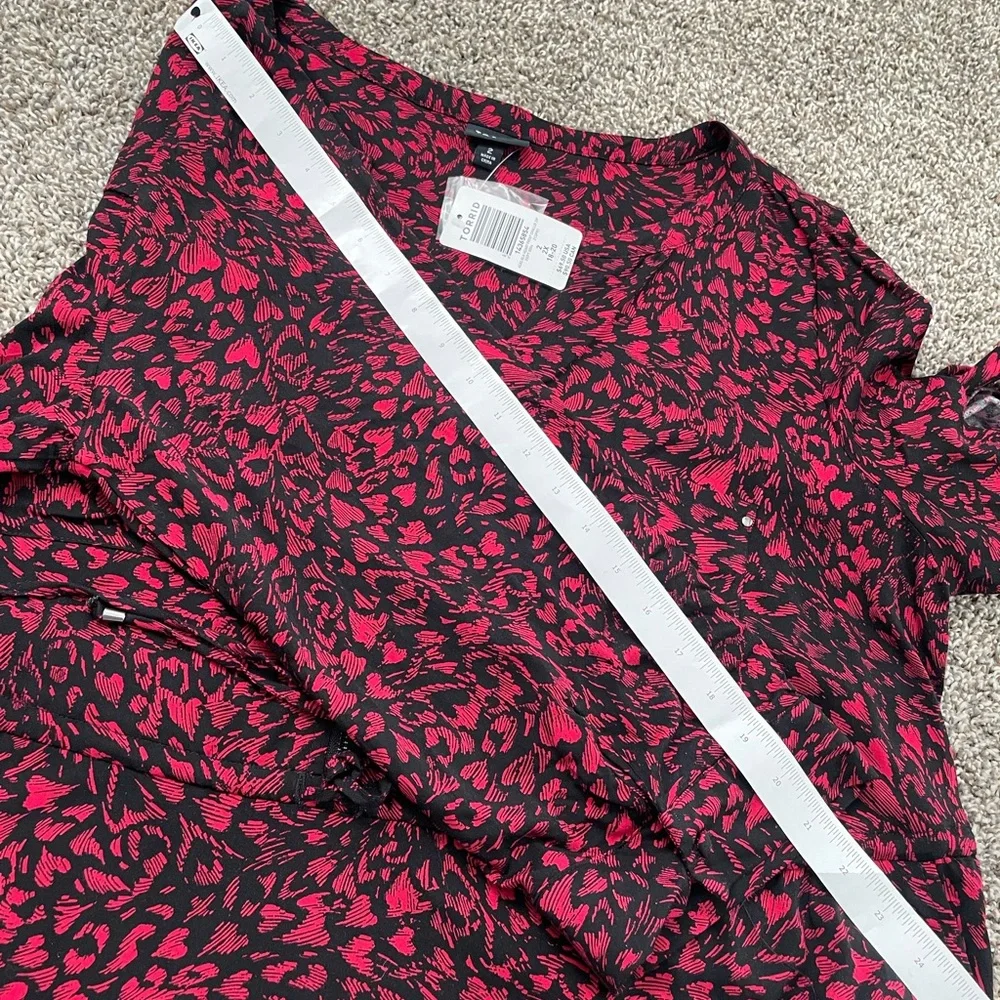 Torrid Red A-Line Midi Dress with V-Neck and Cuffed Sleeves XXL heart Red - Picture 12 of 16